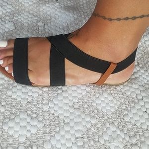 Rekayla sandals